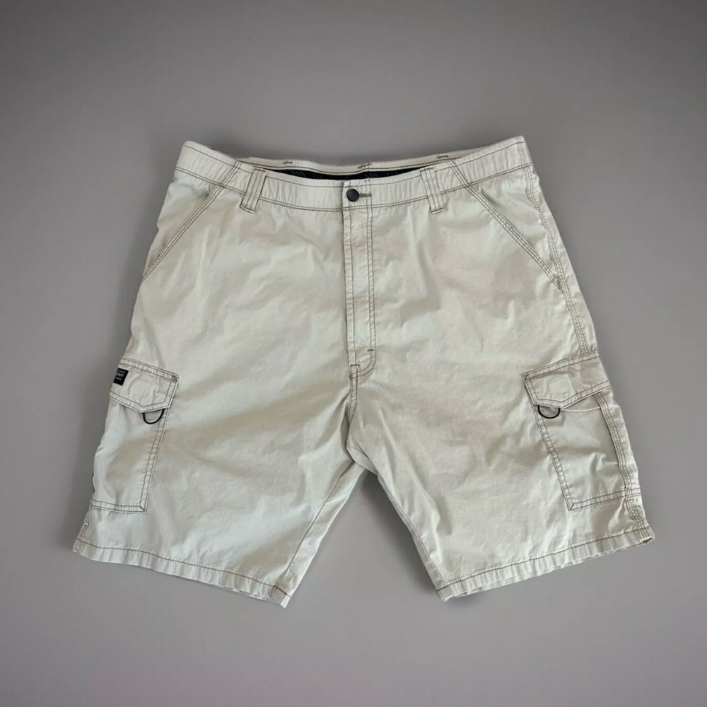Wrangler Men's Relaxed Fit Cargo Shorts 38x10 Brown Beige Outdoors Stretch Waist